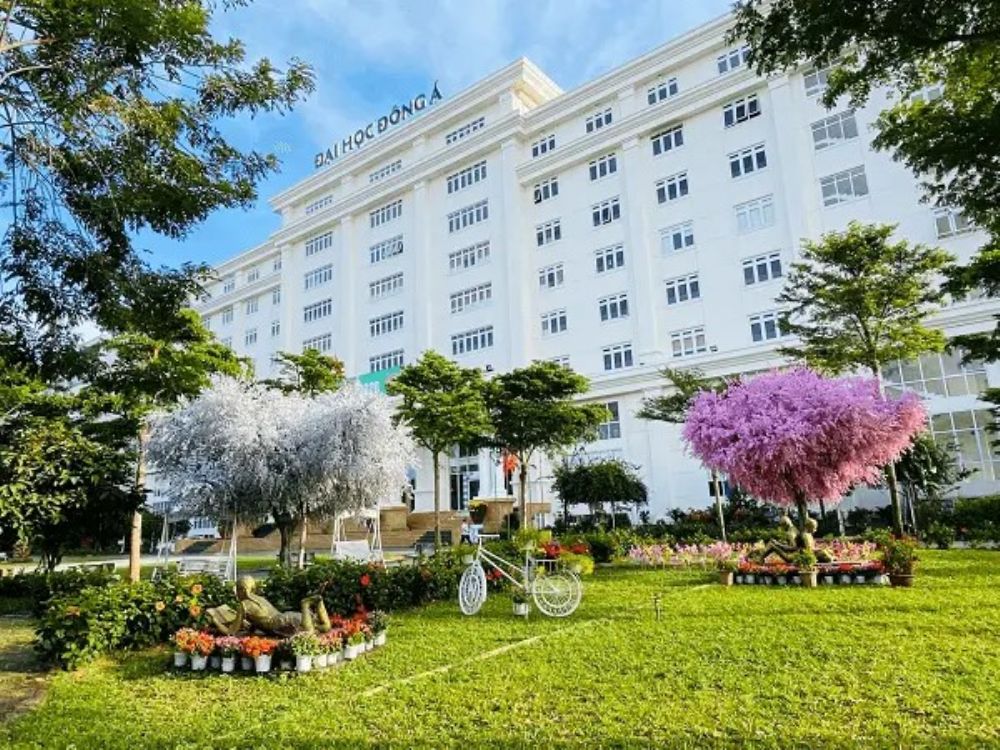 Bế mạc Khảo sát chính thức đánh giá chất lượng chương trình đào tạo tại Trường Đại học Đông Á